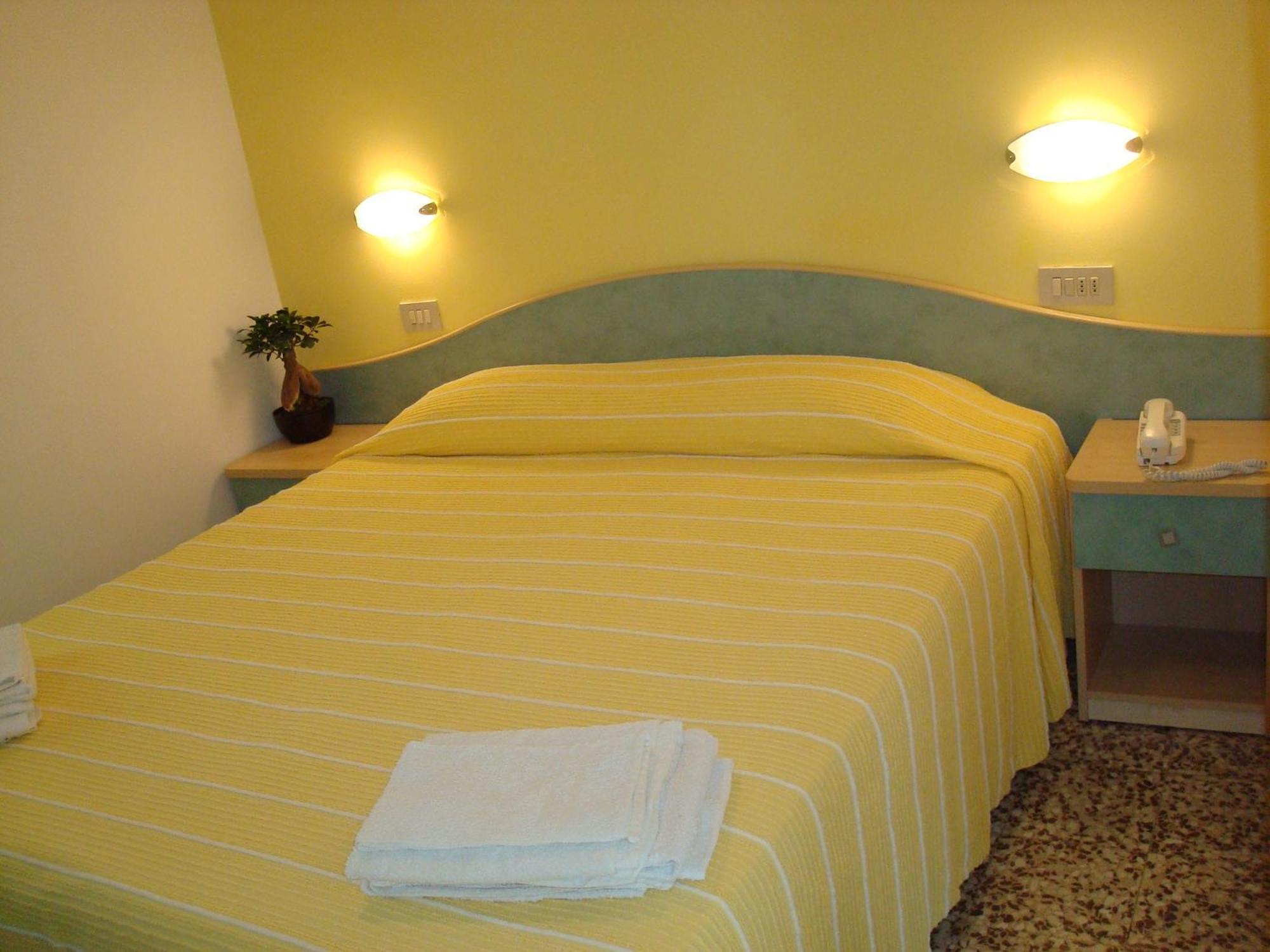 Hotel Villa Ersilia Rimini B&B Luaran gambar