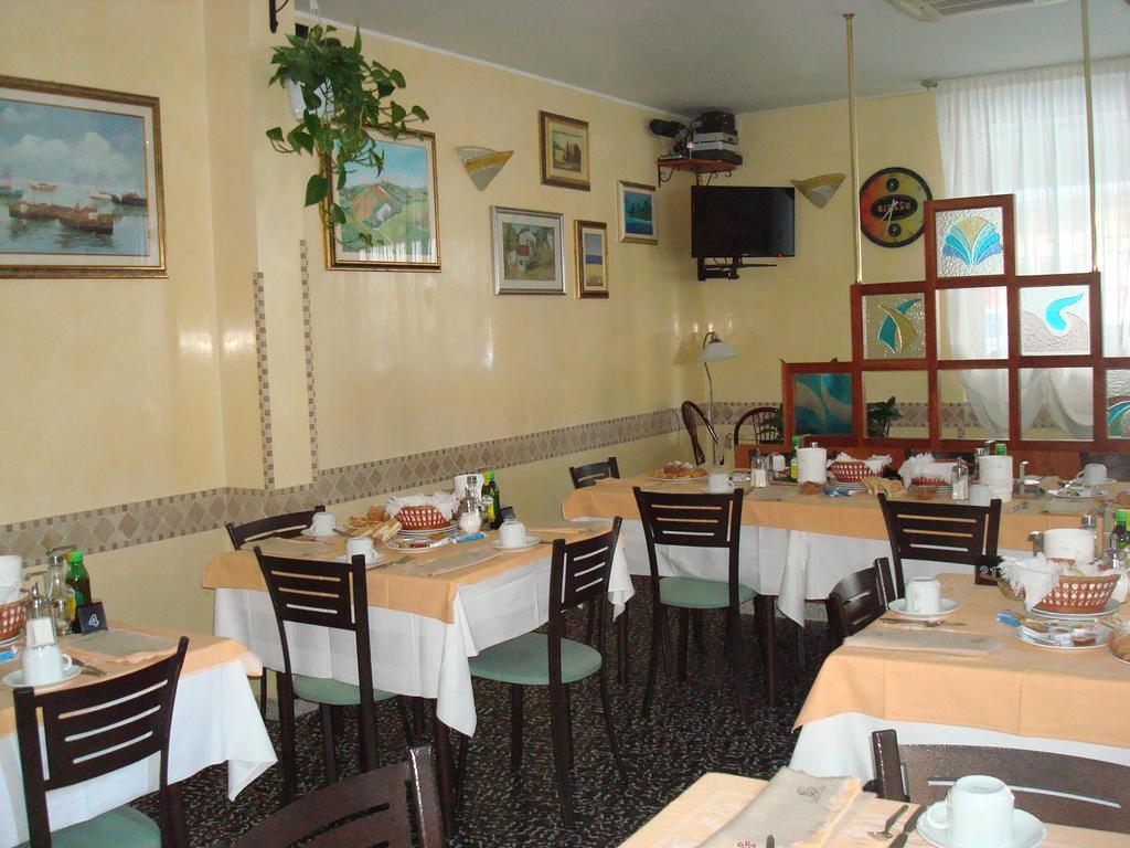 Hotel Villa Ersilia Rimini B&B Luaran gambar