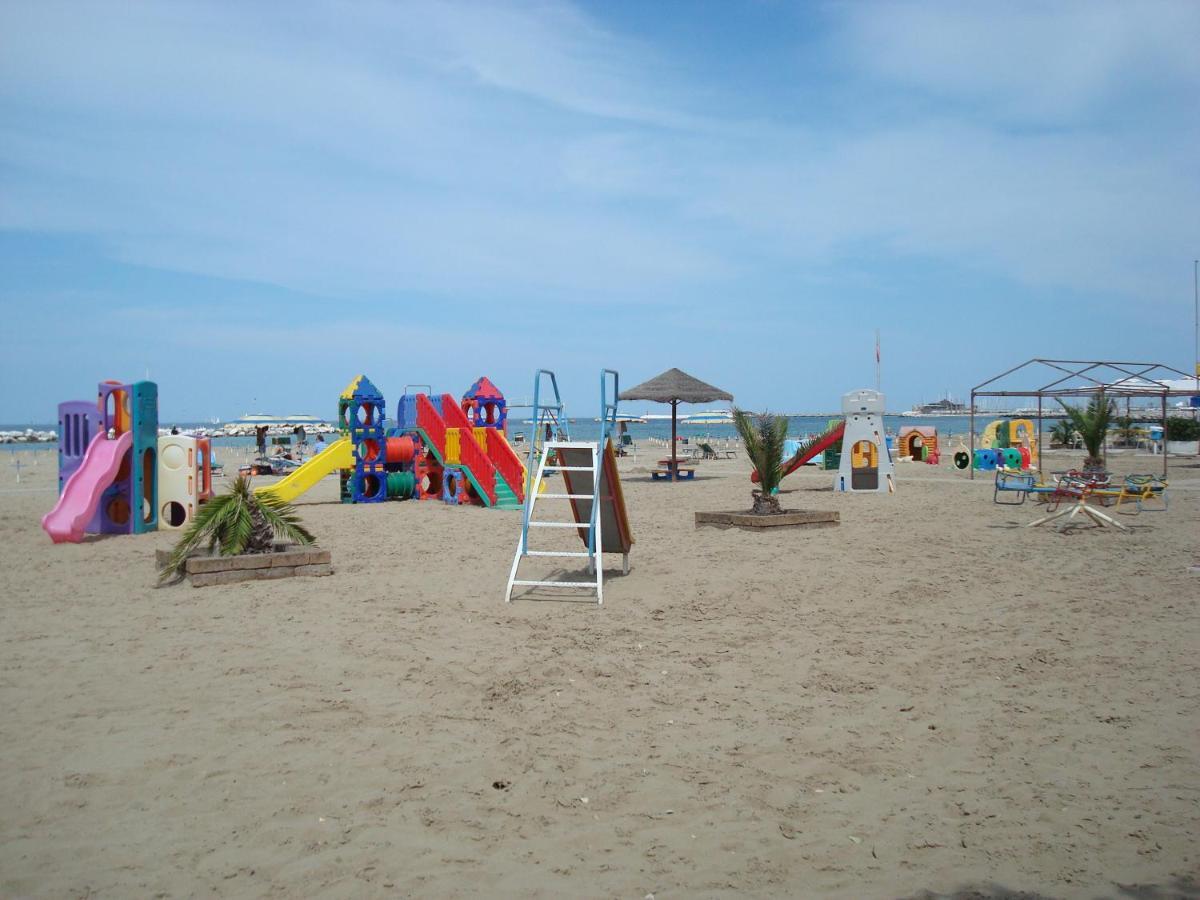 Hotel Villa Ersilia Rimini B&B Luaran gambar