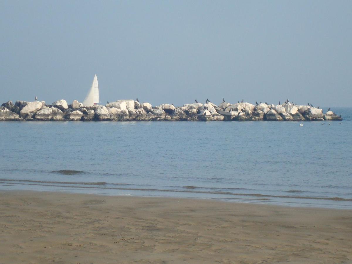 Hotel Villa Ersilia Rimini B&B Luaran gambar